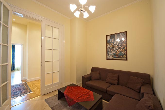 Details, pictures and price of the apartment&nbsp;Bizet - Semmelweis 2, Budapest n.1