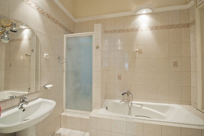 Details, pictures and price of the apartment&nbsp;Turandot - Aulich, Budapest n.8
