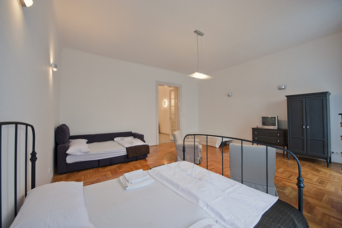 Details, pictures and price of the apartment&nbsp;Vivaldi - Andrassy, Budapest n.5